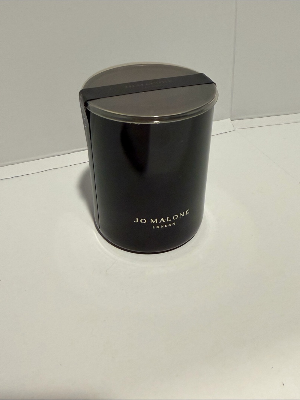 NEW w/o box Jo Malone Myrrh & Tonka Scented Candle Bougie Parfumee 2.2 oz/65g